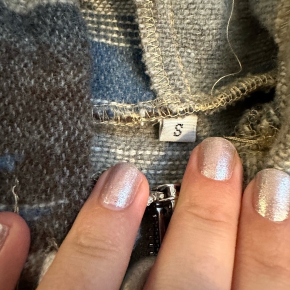 Aztec Hoodie - Picture 2 of 3